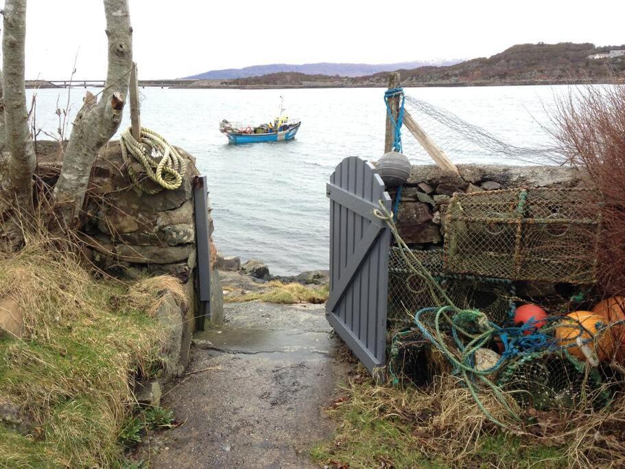 The Anchorage, Right On The Skye Shore Villa Kyleakin Exterior photo